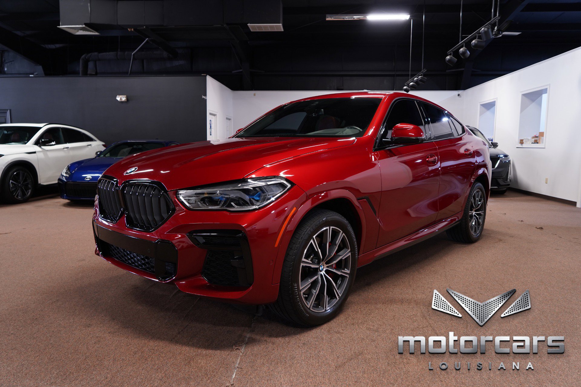 Used 2022 BMW X6 xDrive40i w/ Executive Package image 3