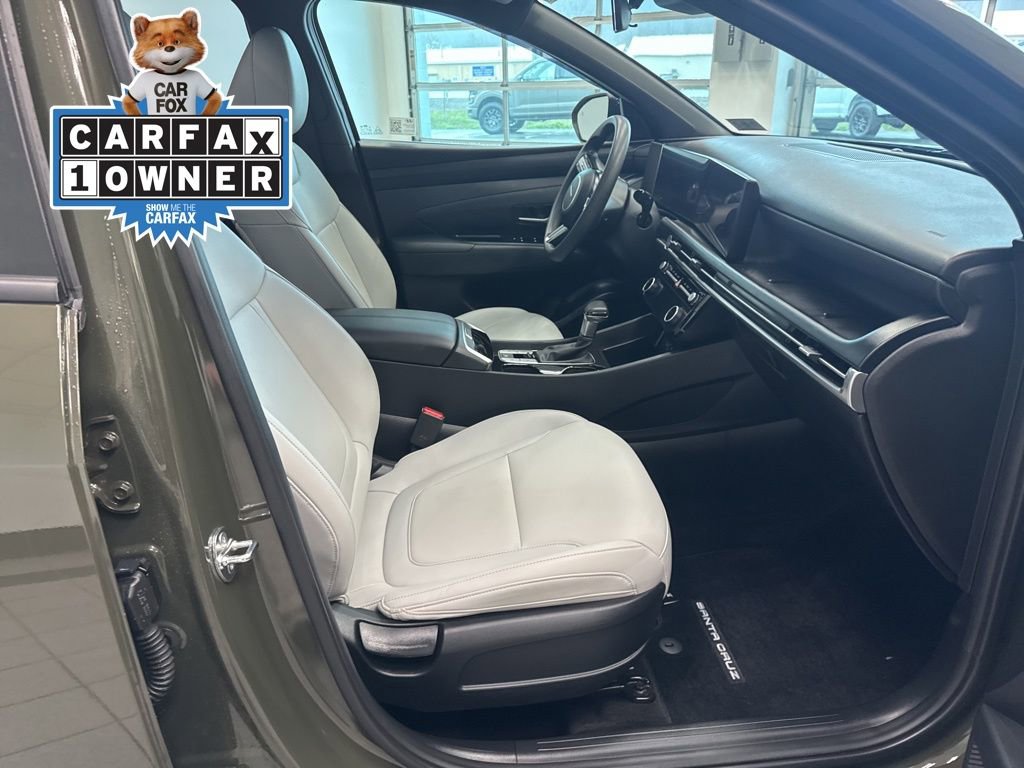 Used 2025 Hyundai Santa Cruz SEL AWD/4WD image 22