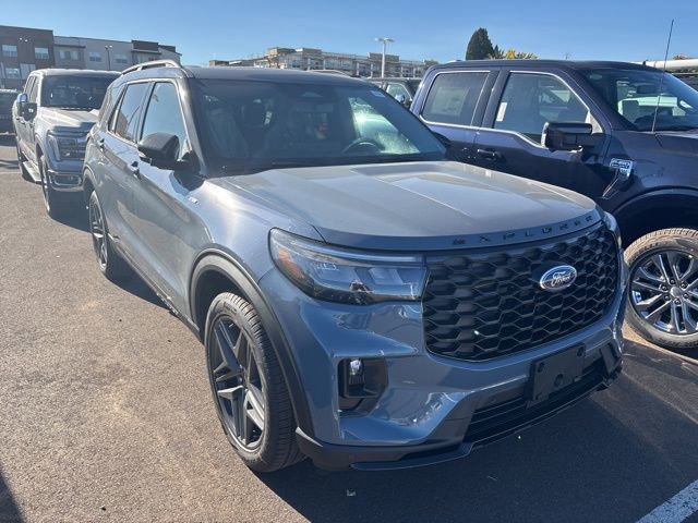 New 2026 Ford Explorer ST-Line w/ ST-Line Street Pack image 1