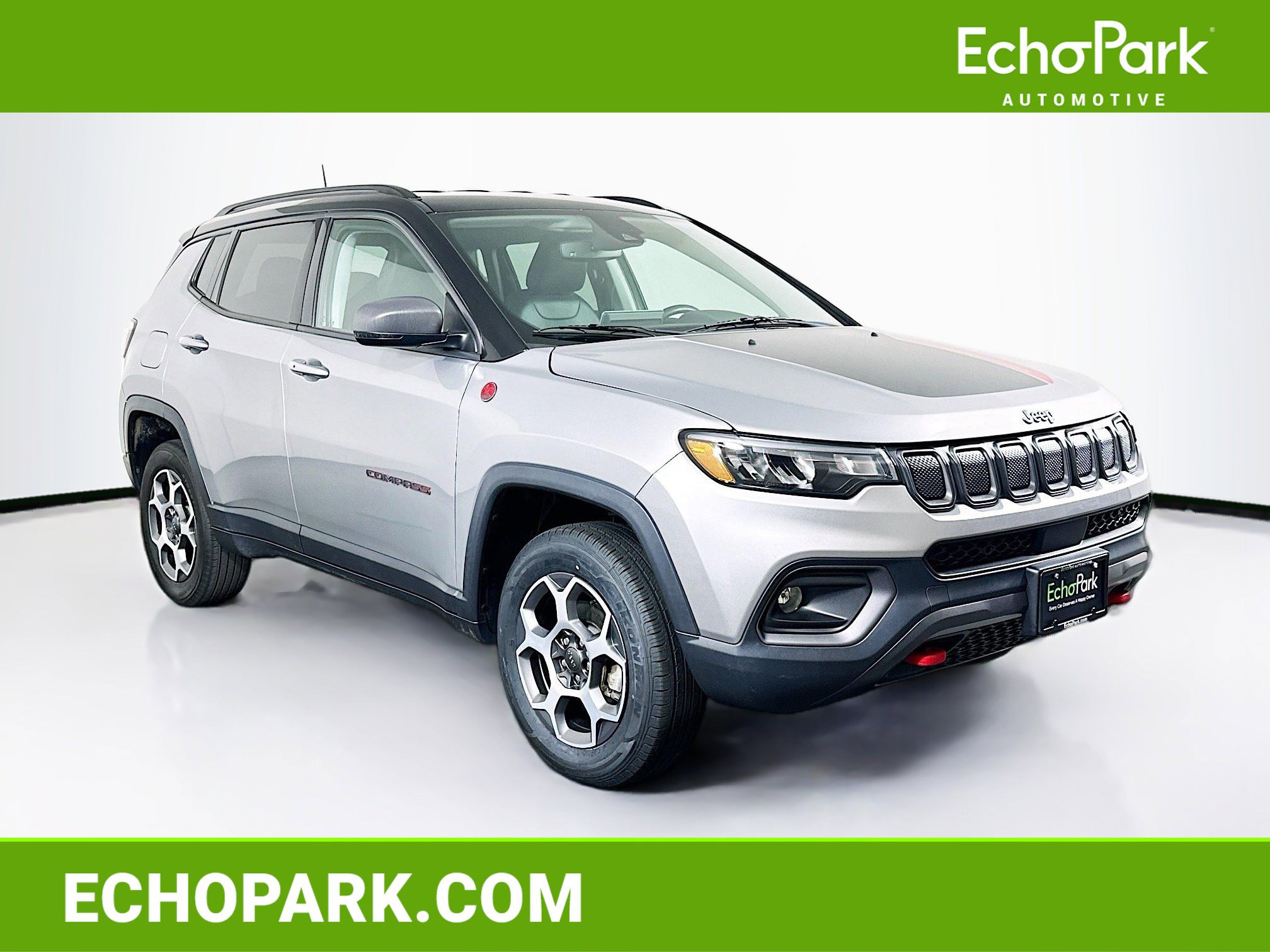 Used 2022 Jeep Compass Trailhawk w/ Trailhawk Convenience Group AWD/4WD image 1