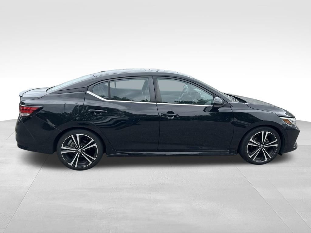 Used 2021 Nissan Sentra SR w/ SR Premium Package FWD image 9