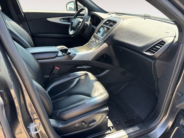 Used 2019 Lincoln Nautilus Premier image 15