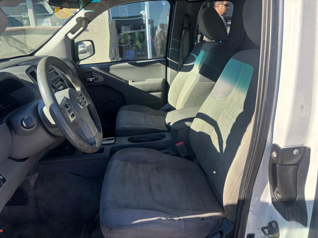 Used 2016 Nissan Frontier S image 4