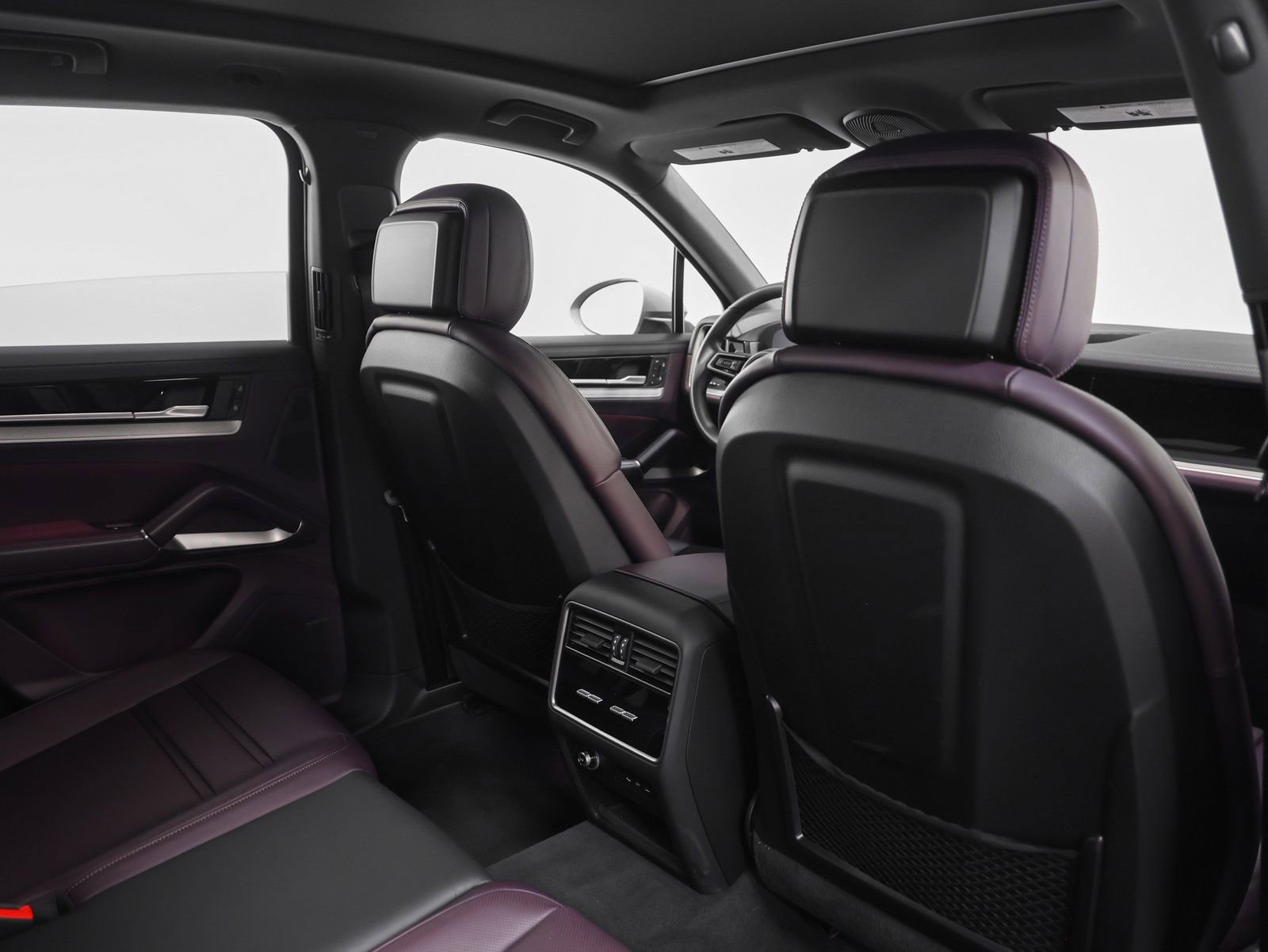 Certified 2025 Porsche Cayenne E-Hybrid image 27