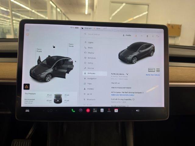 Used 2021 Tesla Model Y Long Range AWD/4WD image 15