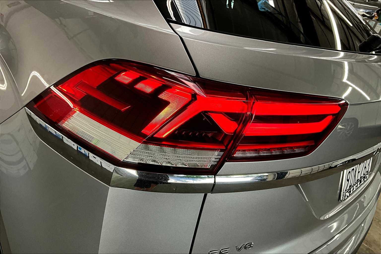 Used 2022 Volkswagen Atlas Cross Sport SE image 31