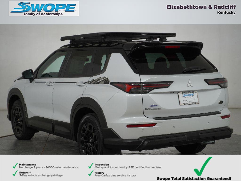 Used 2025 Mitsubishi Outlander Trail Edition image 5