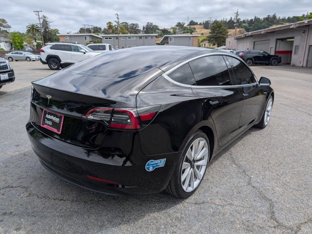 Used 2020 Tesla Model 3 Standard Range image 5