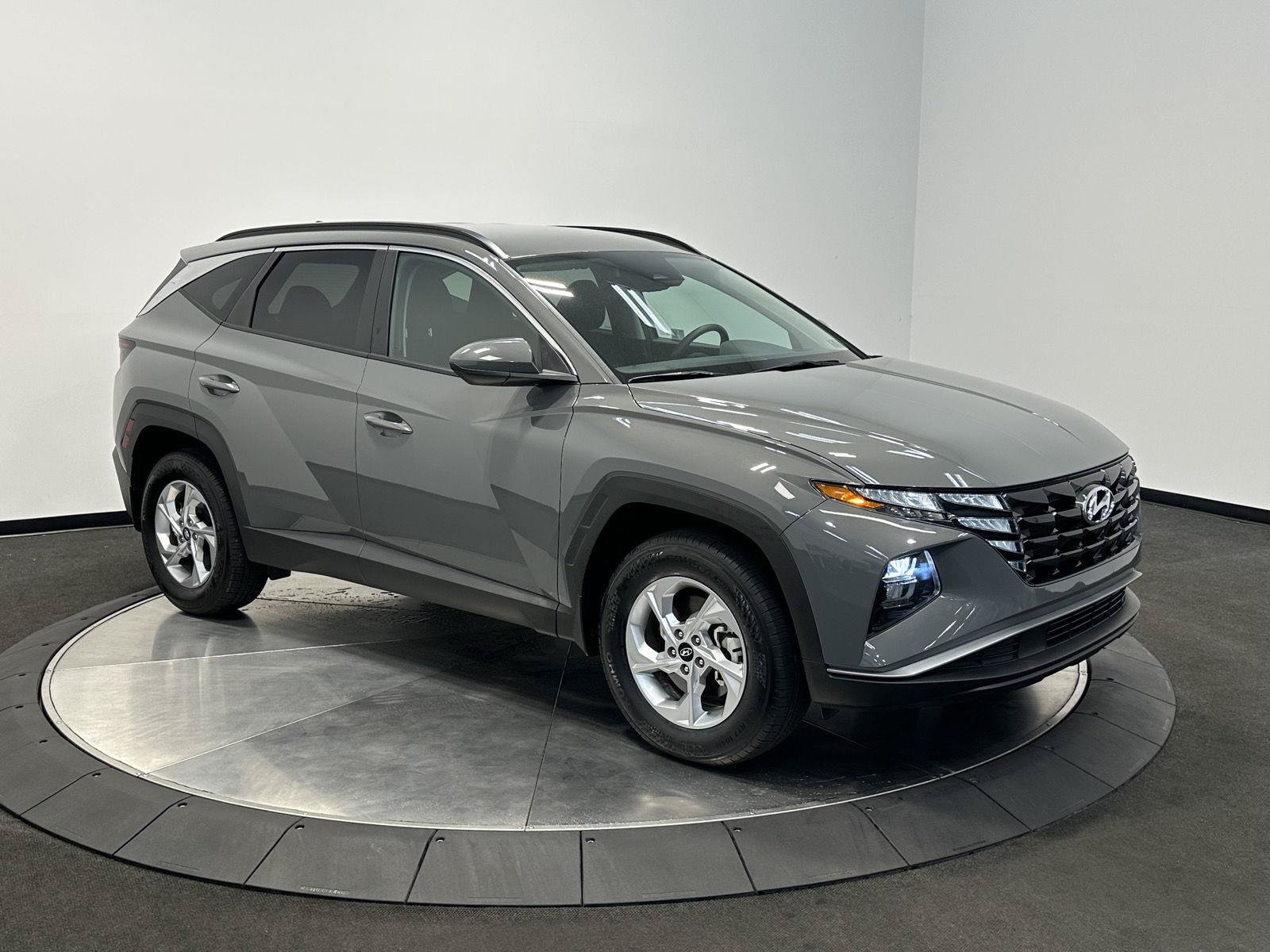 Certified 2024 Hyundai Tucson SEL AWD/4WD image 2