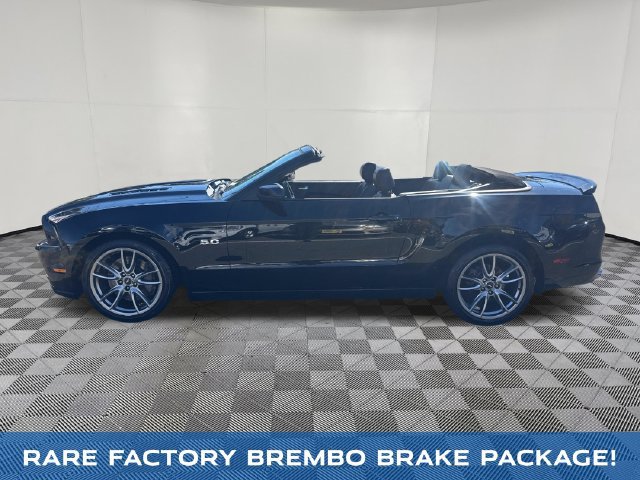 Used 2013 Ford Mustang GT Premium w/ Electronics Pkg RWD image 3