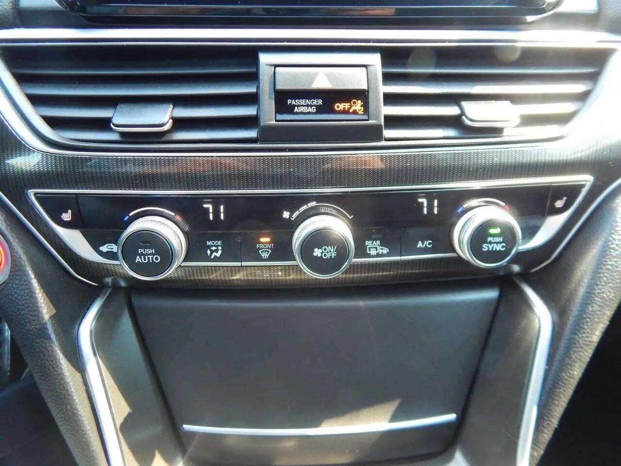 Used 2018 Honda Accord Sport image 27