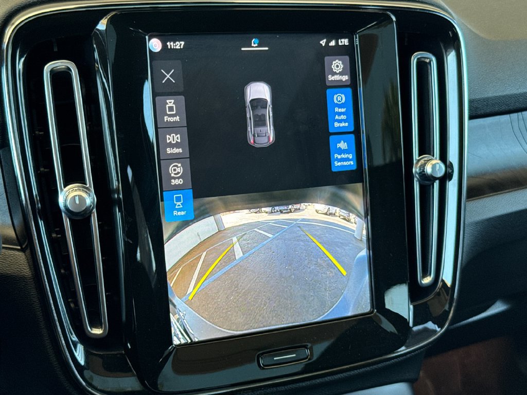 Certified 2023 Volvo C40 P8 Recharge Ultimate AWD/4WD image 19