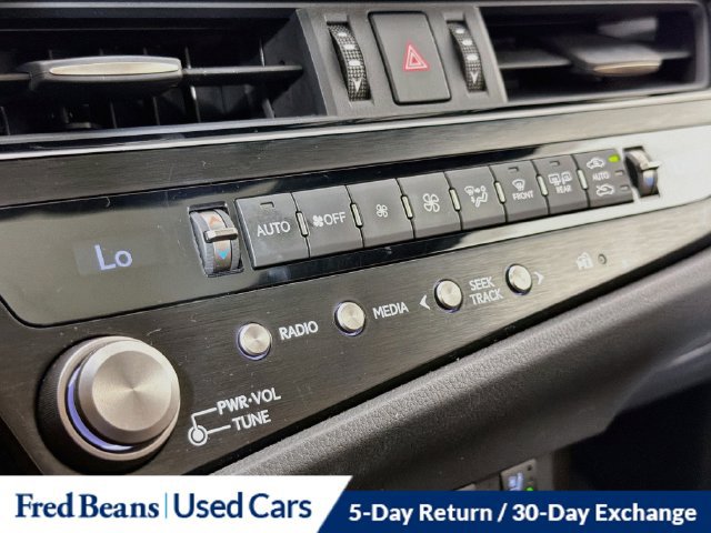 Used 2024 Lexus ES 350 w/ Premium Package FWD image 20