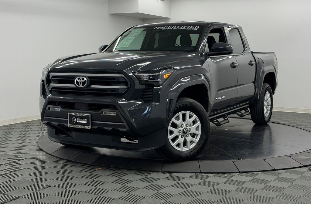 Used 2025 Toyota Tacoma SR5 AWD/4WD video 3
