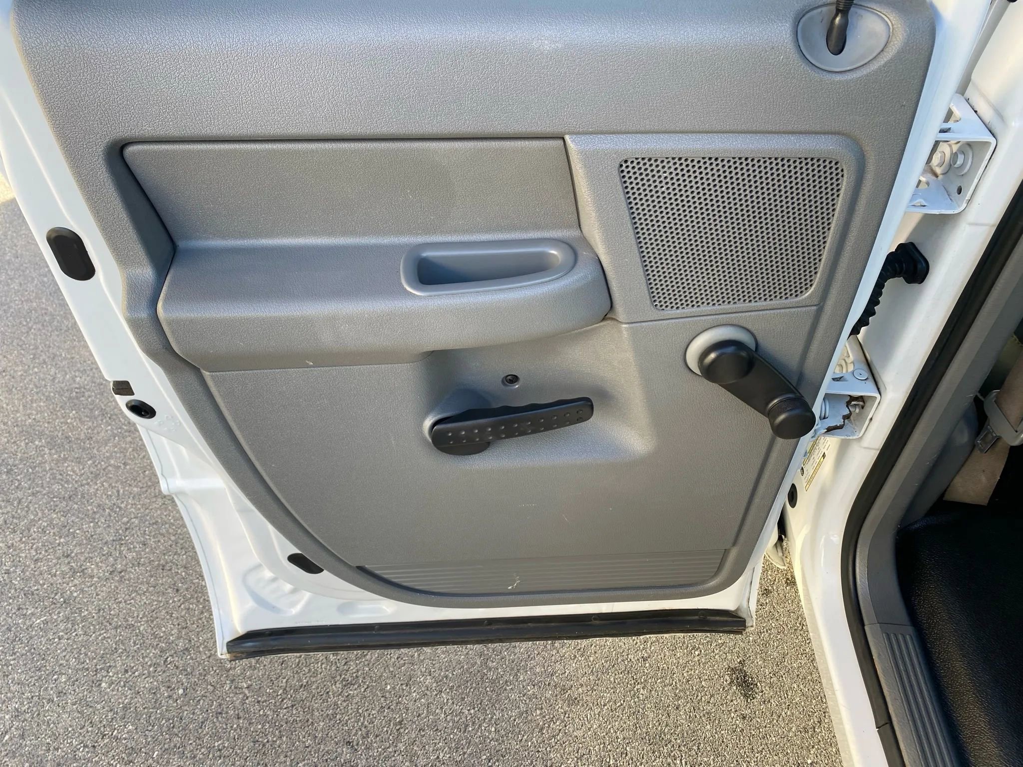 Used 2009 Dodge Ram 2500 Truck ST image 21