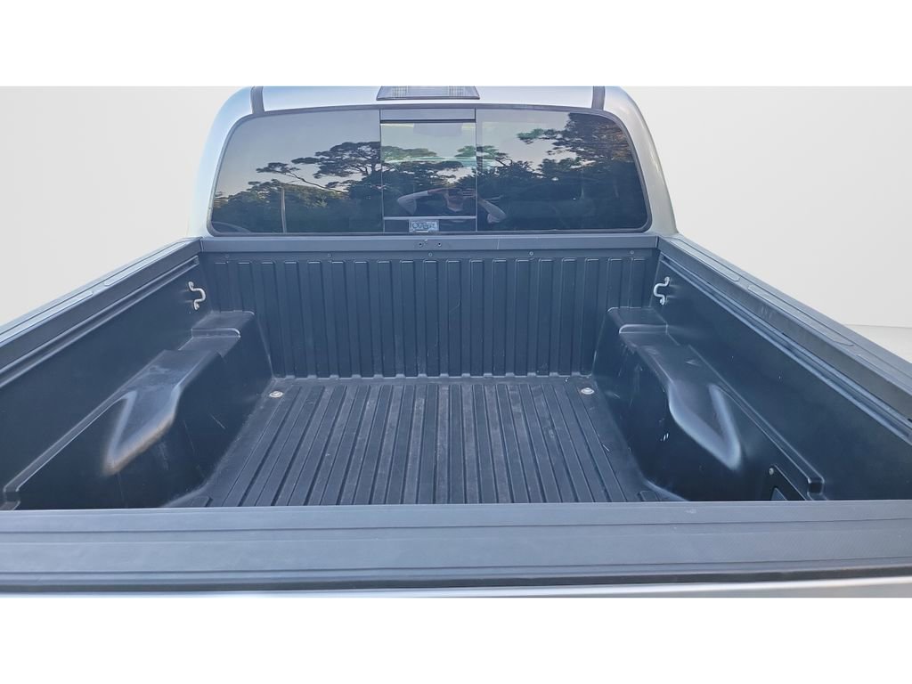 Used 2021 Toyota Tacoma TRD Sport image 9