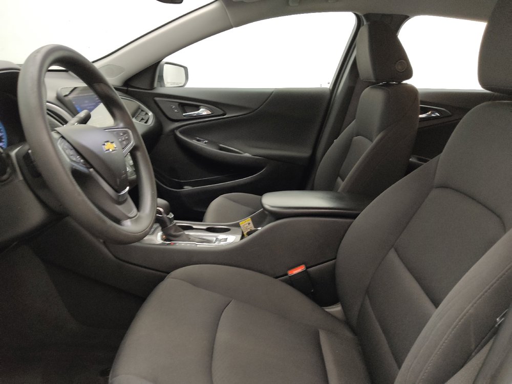 Used 2023 Chevrolet Malibu LS FWD image 17