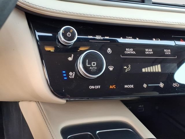 Certified 2023 INFINITI QX60 Luxe w/ Performance Audio Package AWD/4WD image 16