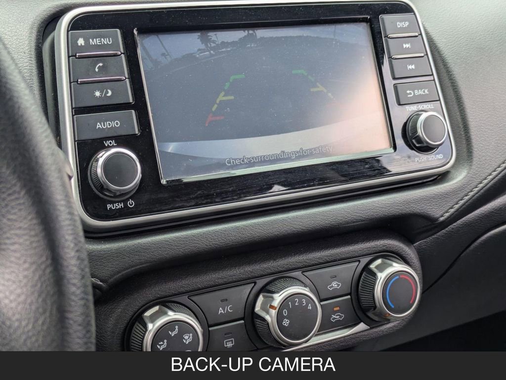 Used 2020 Nissan Versa S FWD image 21