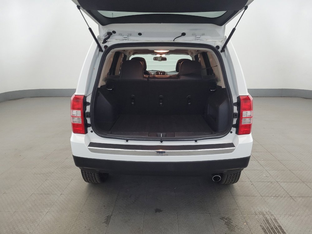 Used 2016 Jeep Patriot Sport w/ Power Value Group AWD/4WD image 29