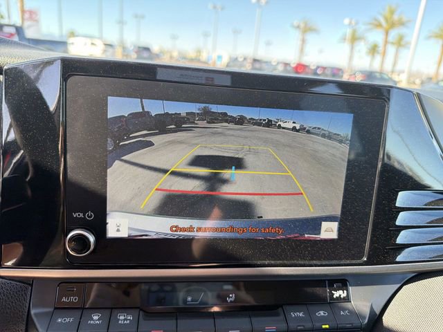 Used 2025 Toyota Camry LE FWD image 21