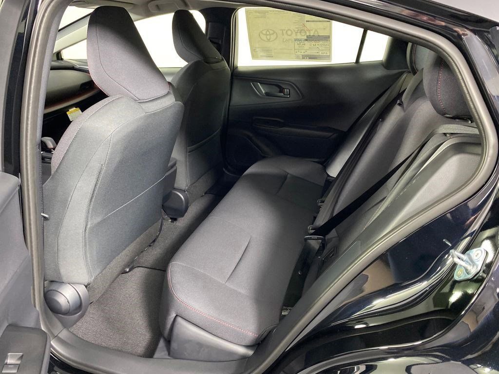 New 2026 Toyota Prius SE image 25