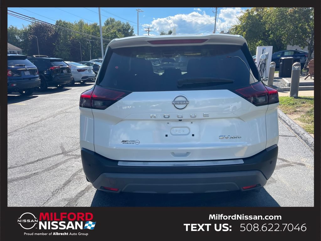 Certified 2023 Nissan Rogue SV AWD/4WD image 4