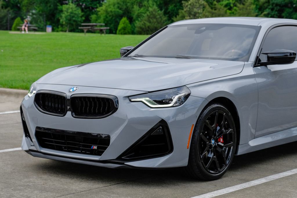 Used 2025 BMW M240i Coupe w/ Premium Package image 8