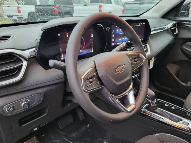 New 2026 Chevrolet TrailBlazer LT w/ Midnight Edition AWD/4WD image 10