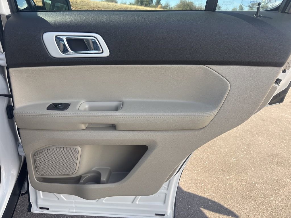 Used 2013 Ford Explorer Limited AWD/4WD image 17
