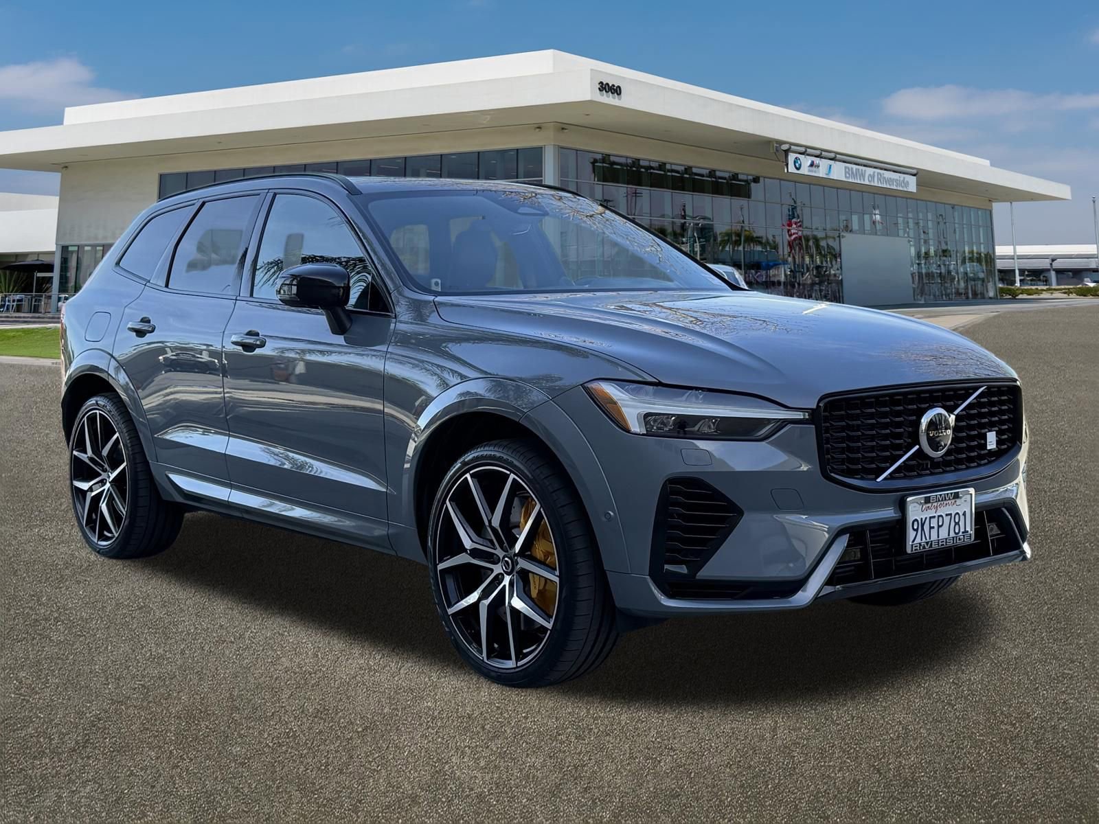 Used 2024 Volvo XC60 T8 Polestar image 2