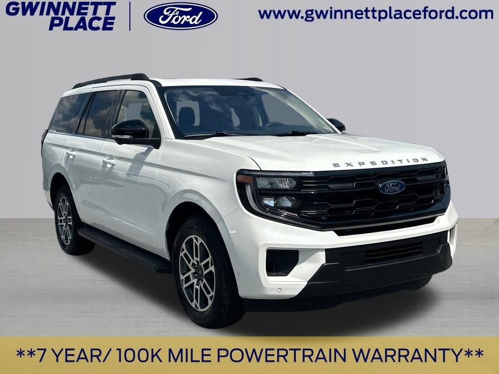 Certified 2025 Ford Expedition Active AWD/4WD image 3