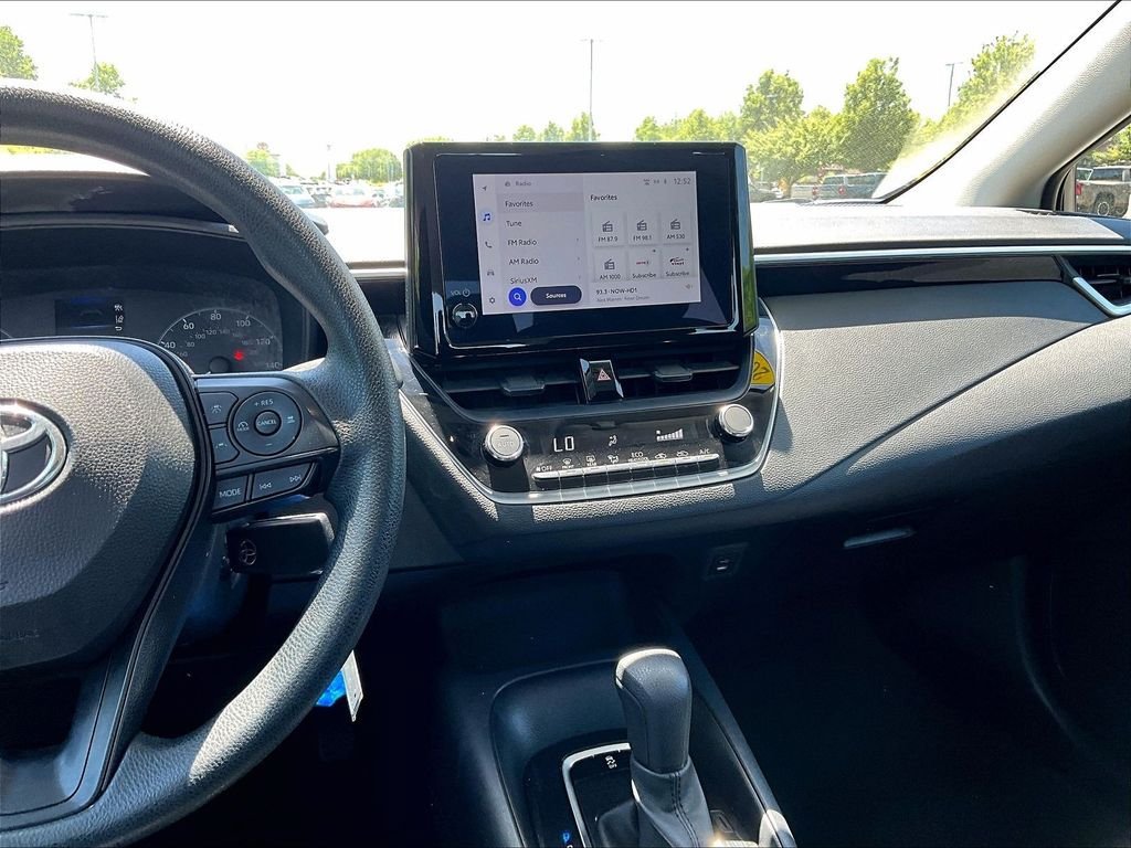 Used 2024 Toyota Corolla LE FWD image 18