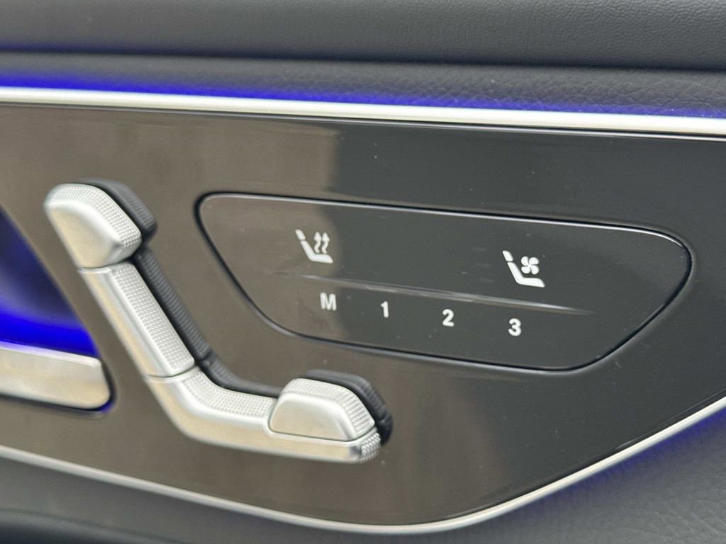 Certified 2025 Mercedes-Benz GLC 300 4MATIC image 28