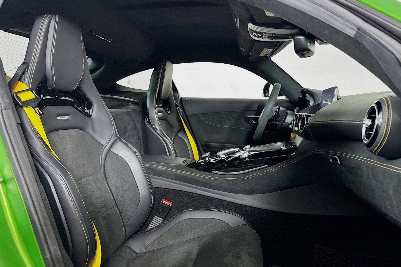 Used 2018 Mercedes-Benz AMG GT R image 6