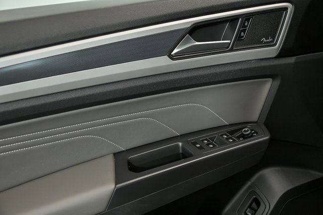 Used 2022 Volkswagen Atlas SEL Premium image 9