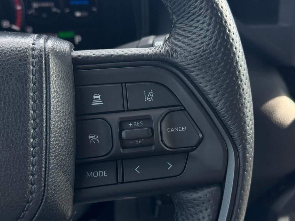 Used 2025 Toyota Sequoia TRD Pro AWD/4WD image 28