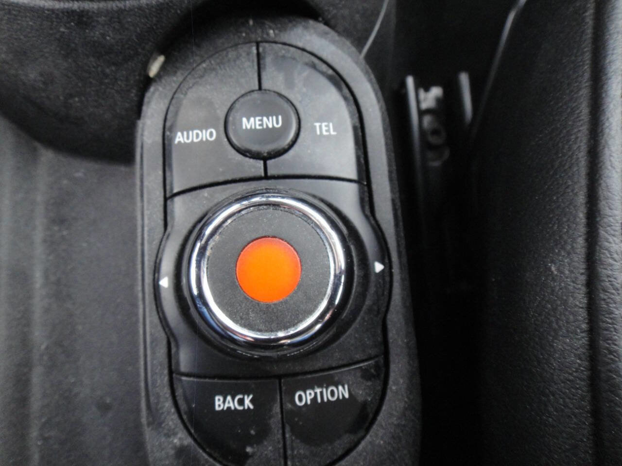 Used 2017 MINI Cooper 2-Door Hardtop image 16