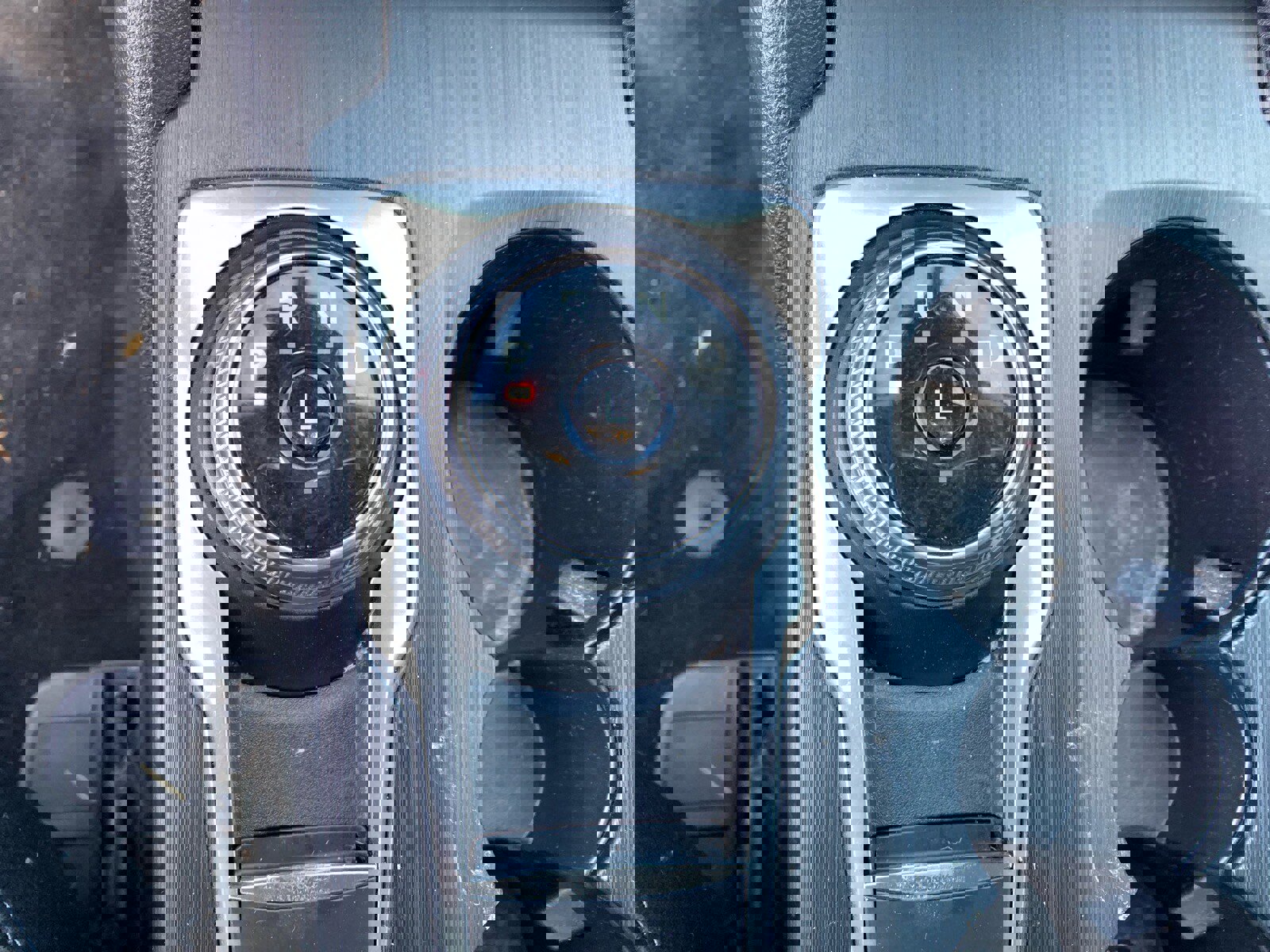 Used 2022 Ford Escape SEL image 12