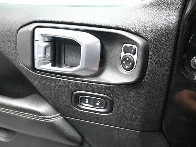 Used 2020 Jeep Gladiator Overland w/ LED Lighting Group image 23