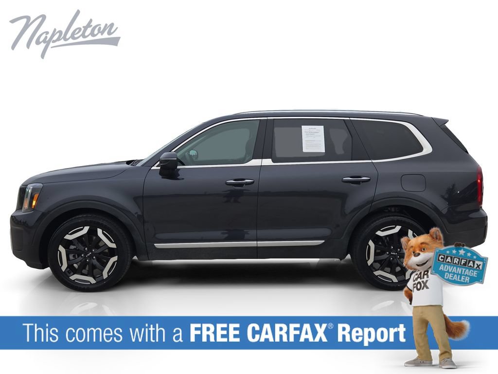 Used 2025 Kia Telluride S AWD/4WD image 2