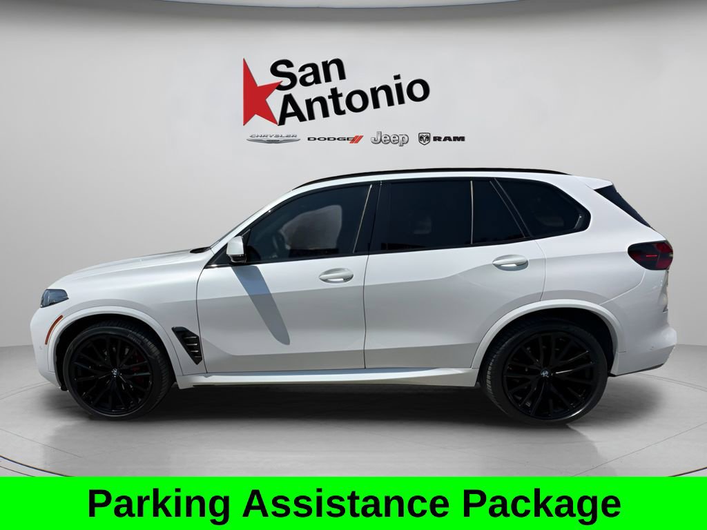 Used 2025 BMW X5 xDrive40i w/ M Sport Package AWD/4WD image 9