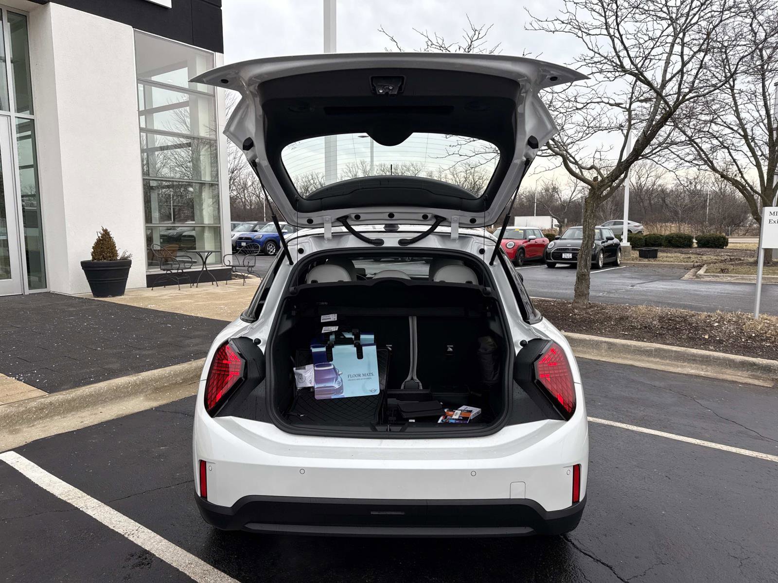 New 2026 MINI Cooper 4-Door Hardtop FWD image 8