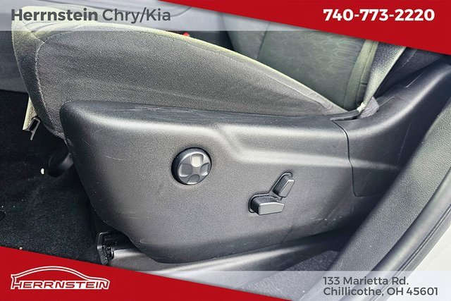 Used 2024 Dodge Durango SXT image 15