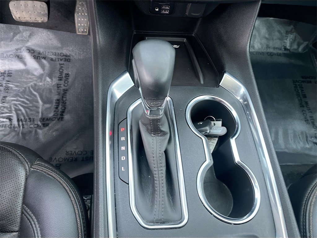 Used 2023 Chevrolet Traverse High Country image 17