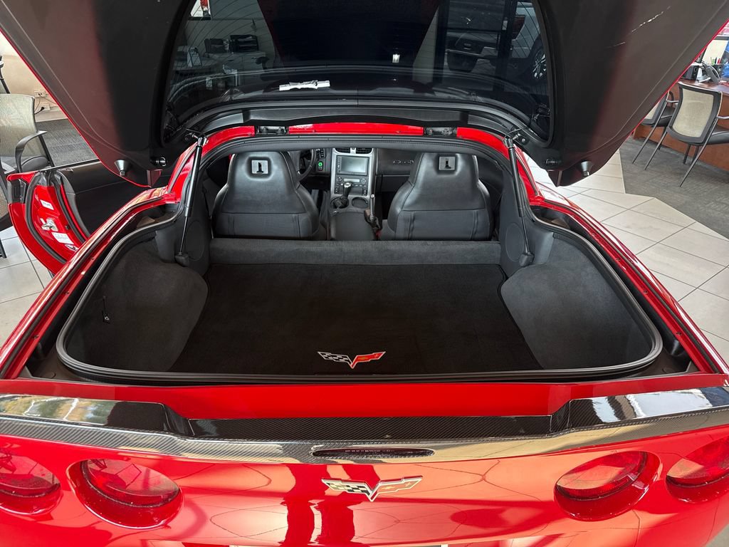 Used 2006 Chevrolet Corvette Z06 w/ Preferred Equipment Group RWD image 15