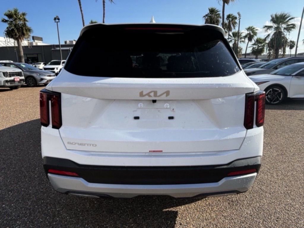 New 2026 Kia Sorento LX FWD image 5