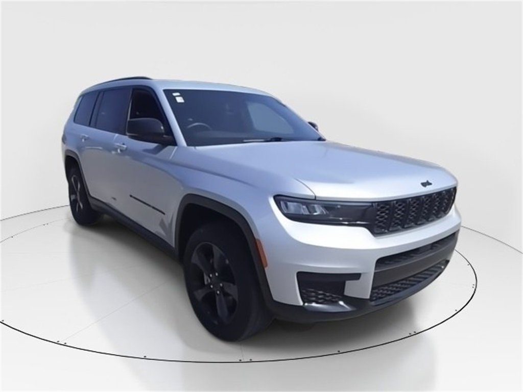 Used 2023 Jeep Grand Cherokee L Laredo