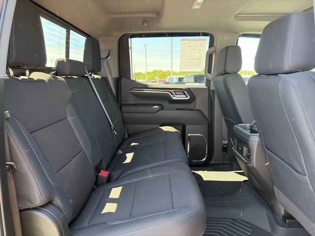 Used 2025 Chevrolet Silverado 1500 LT Trail Boss w/ Convenience Package II AWD/4WD image 15