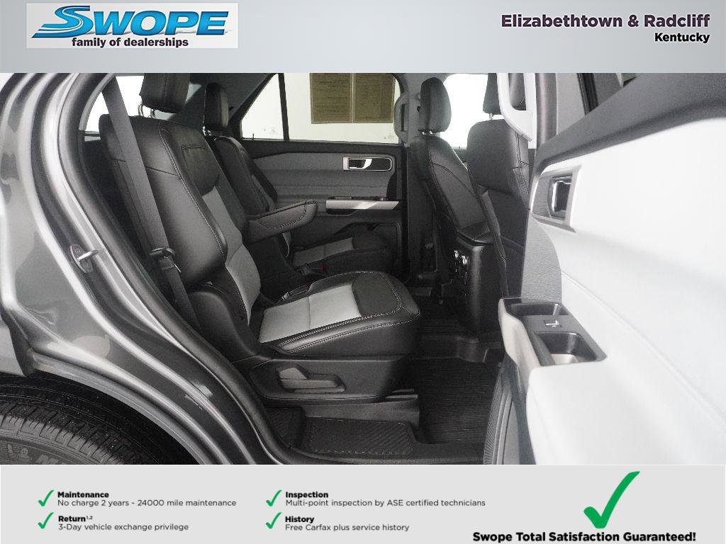 Used 2024 Ford Explorer XLT w/ Equipment Group 202A AWD/4WD image 15